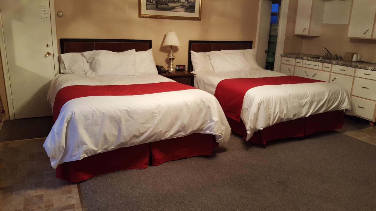Shamrock Motel Midland Bagian luar foto