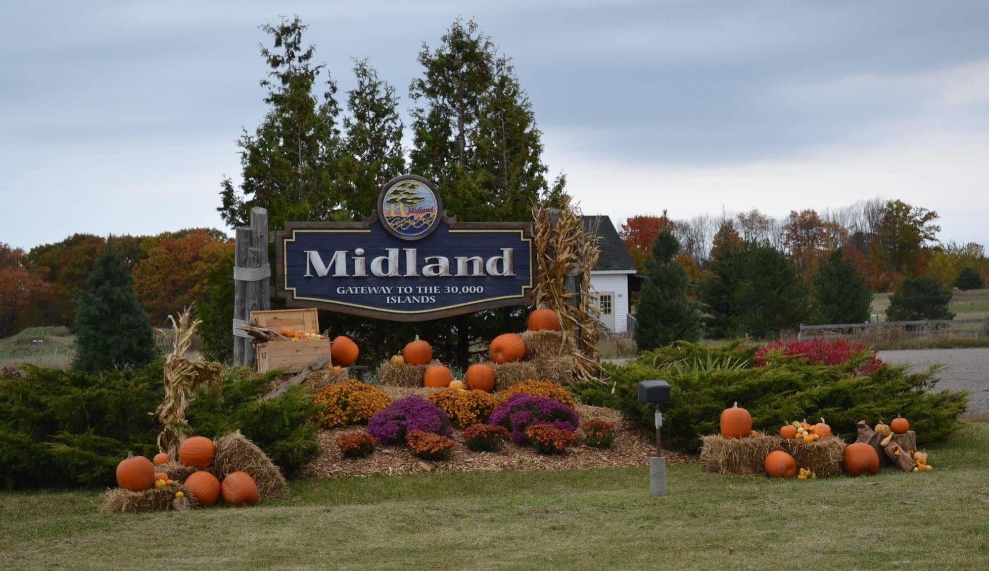Shamrock Motel Midland Bagian luar foto
